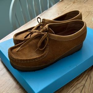 Classic Women’s Clarks Wallabees Shoes loafers